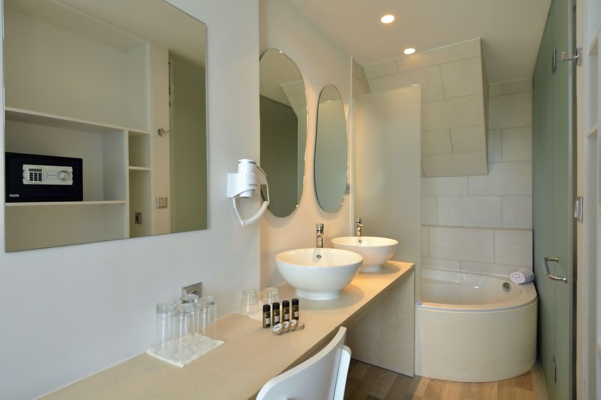 טסיליבי Selyria Resort מראה חיצוני תמונה